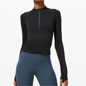 *SOLD* Lululemon Swiftly Tech 1/2 Zip 2.0 *Cool Black/Graphite Grey 8